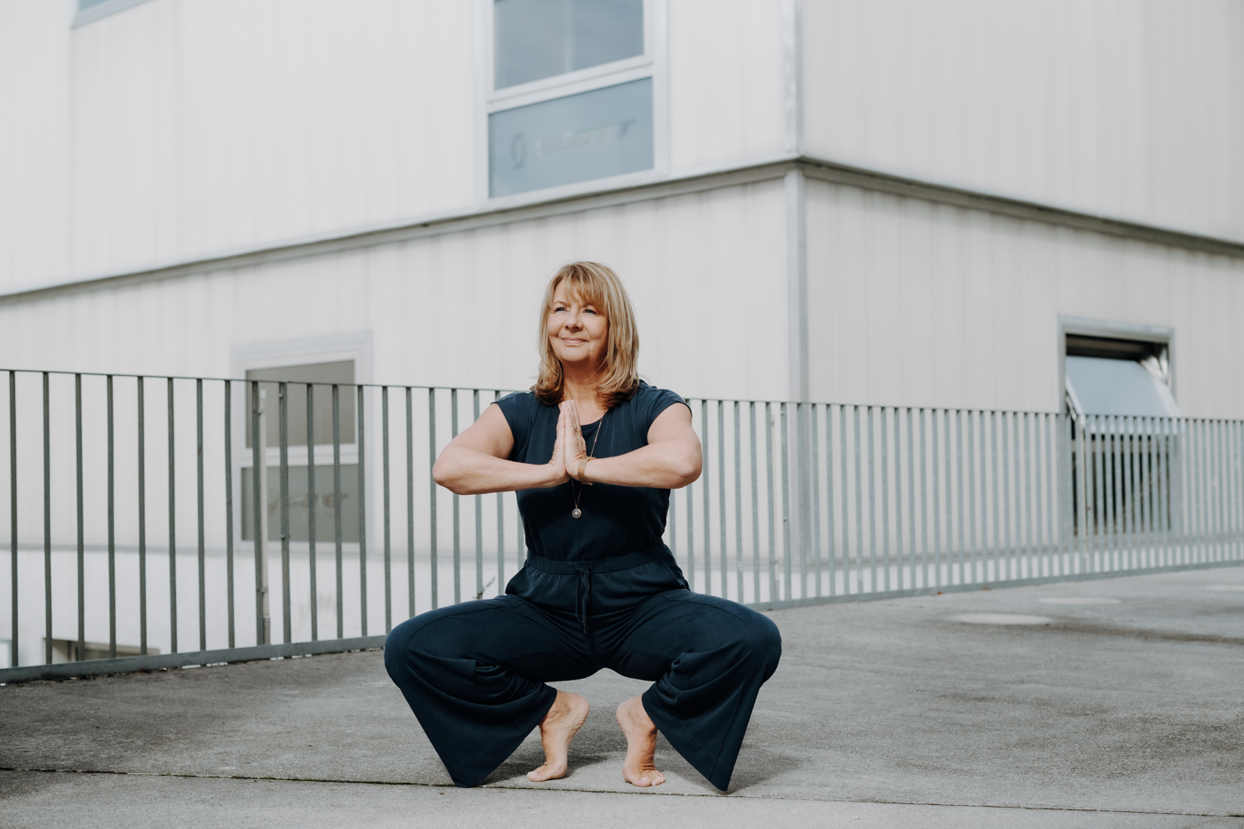 Pause mit Yoga im Business